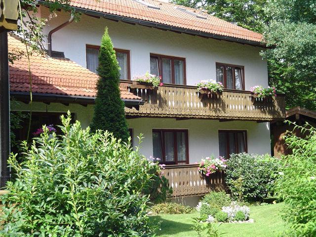 Hotel Am Wald Ottobrunn Bagian luar foto